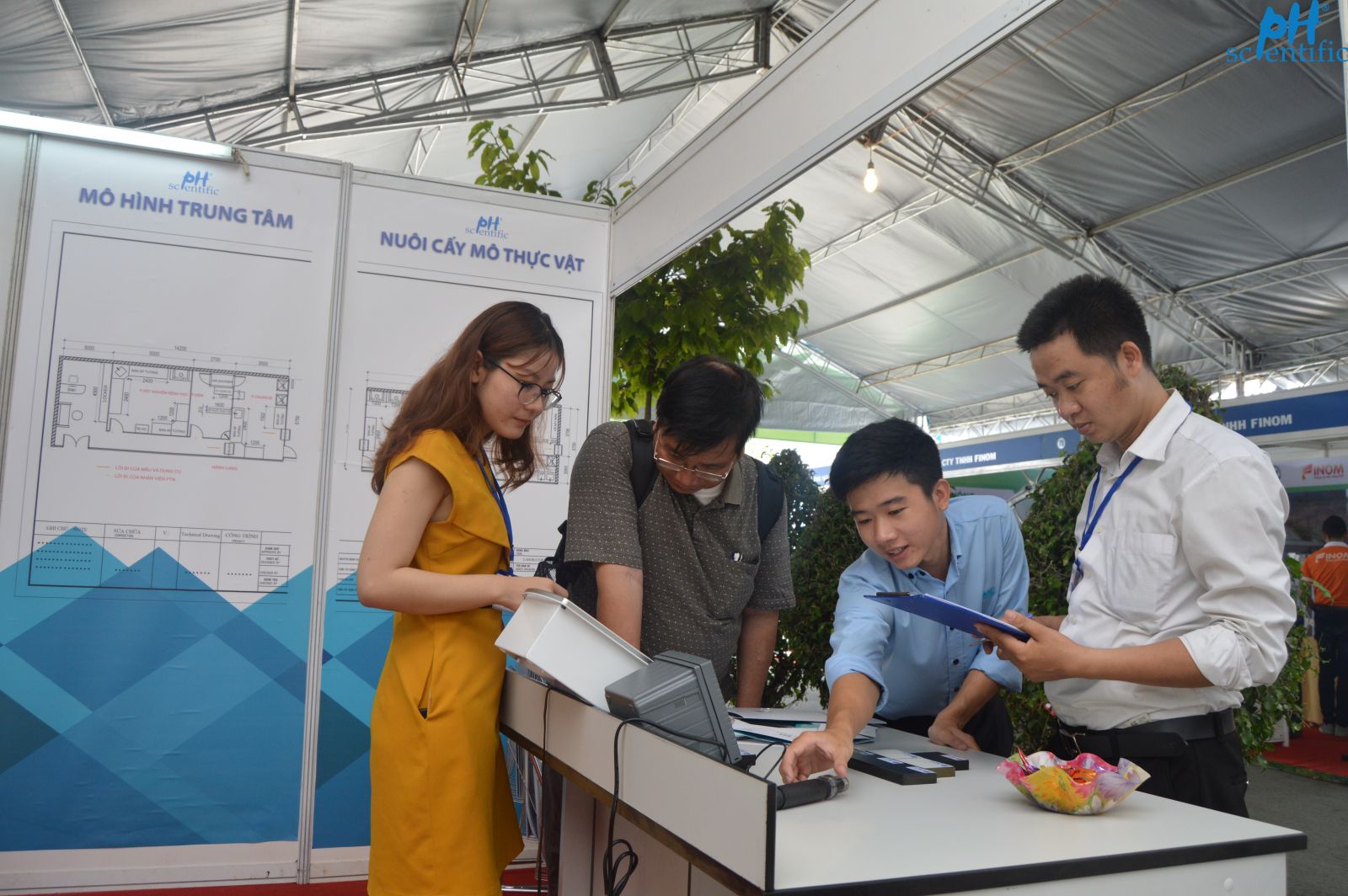 trien-lam-giong-va-nong-nghiep-cong-nghe-cao