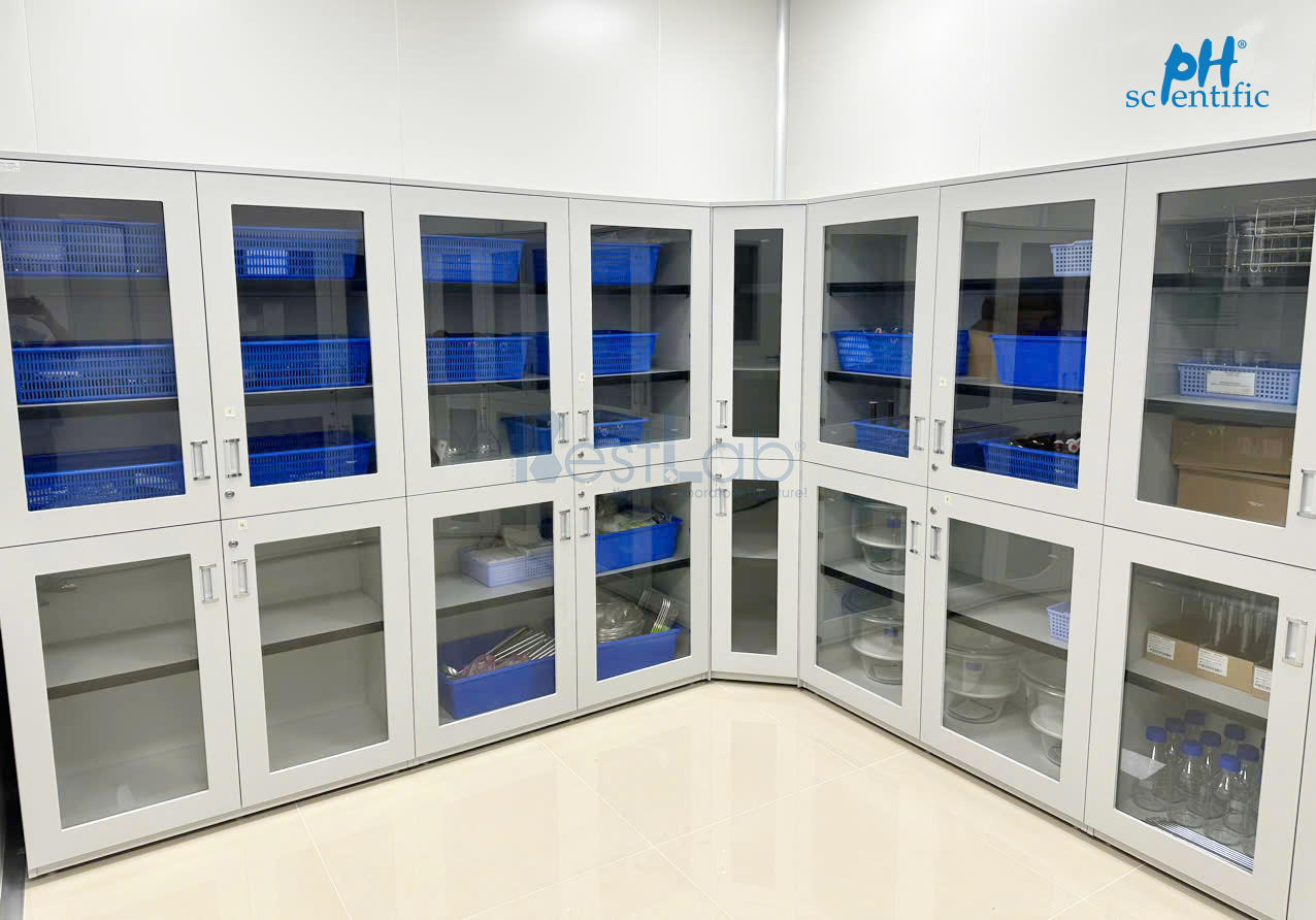 Phuong-Hai-lap-dat-cong-trinh-noi-that-phong-thi-nghiem-duoc-pham-5