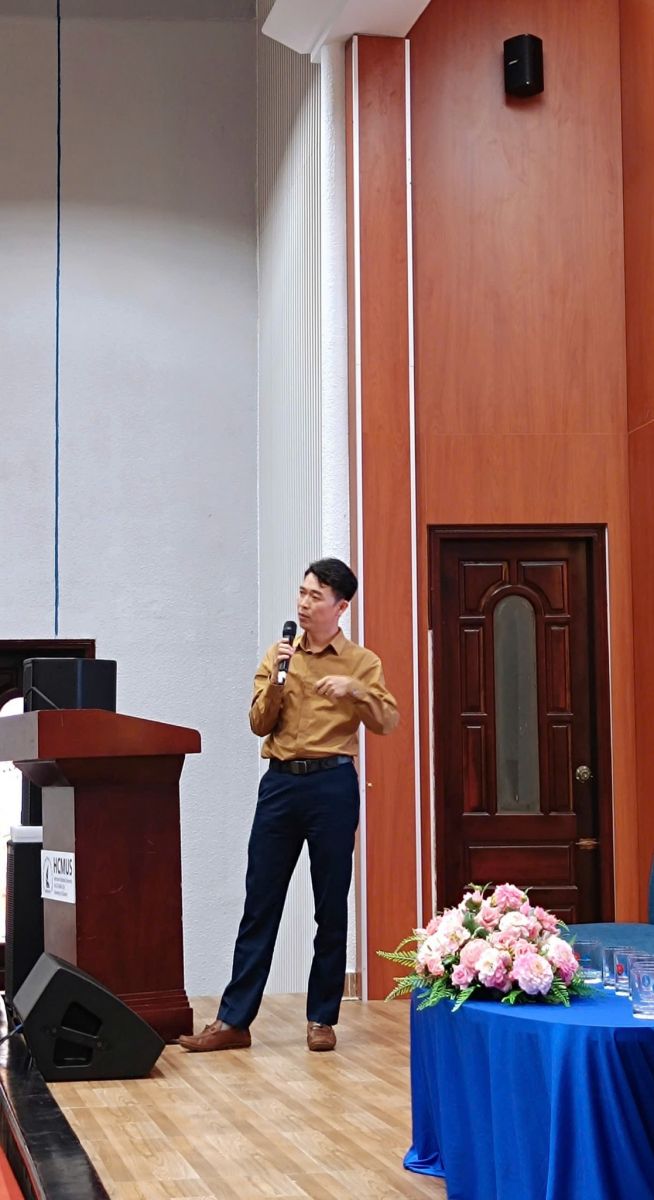 su-kien-truong-dh-khtn-8