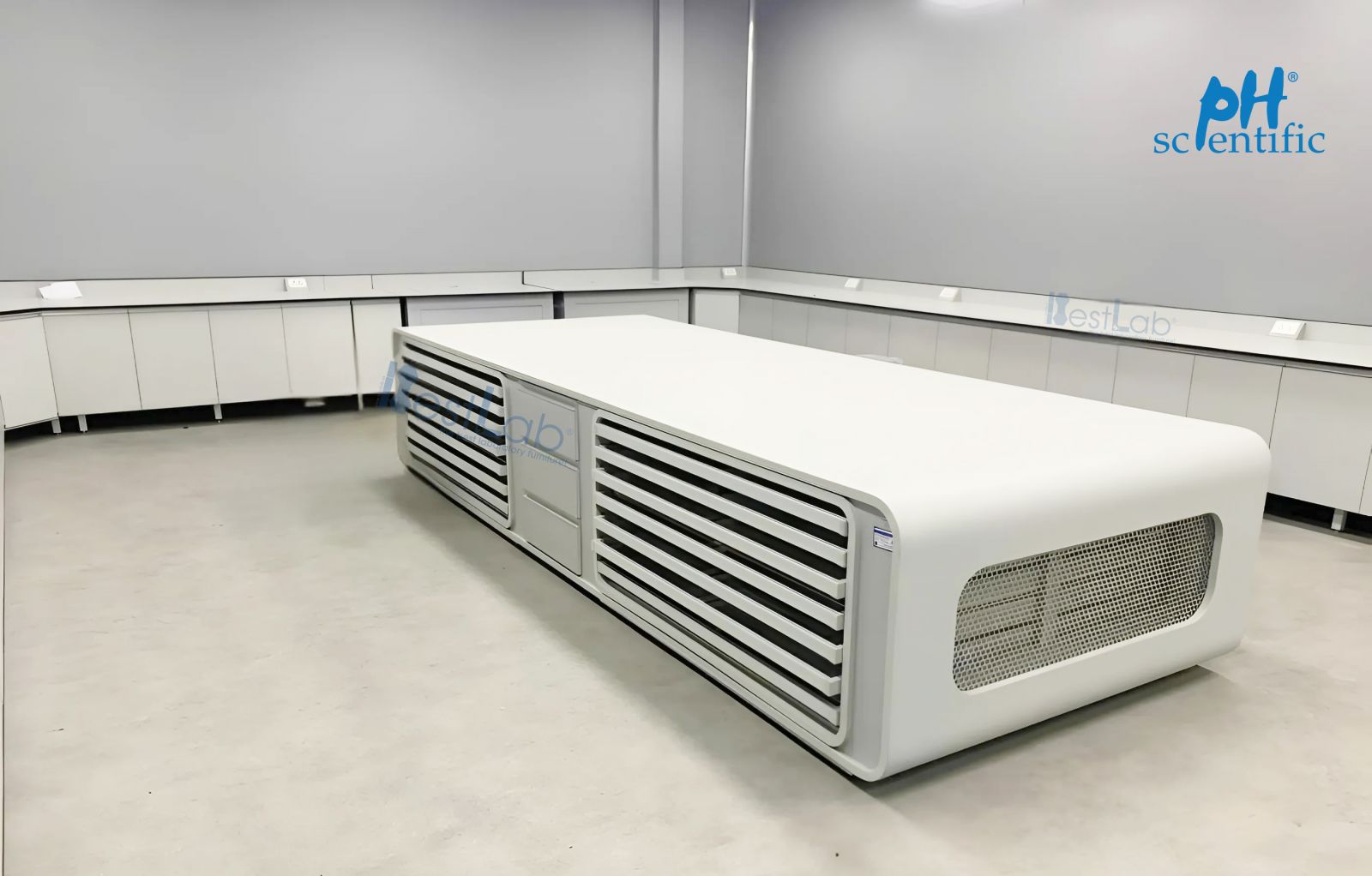 ban-thi-nghiem-trung-tam-lap-cho-cong-ty-may-mac-1