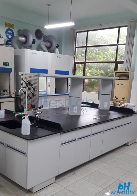 ban-phong-thi-nghiem