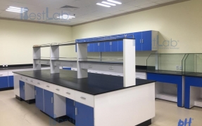 TỔNG HỢP HÌNH ẢNH THỰC TẾ LẮP ĐẶT BÀN THÍ NGHIỆM TRUNG TÂM