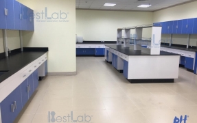 HOÀN THÀNH LẮP ĐẶT NỘI THẤT PHÒNG THÍ NGHIỆM CHO CÔNG TY TNHH Ở BÌNH DƯƠNG