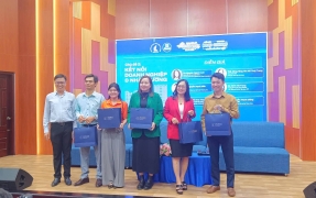 CÔNG TY CP KHKT PHƯỢNG HẢI ĐỒNG HÀNH CÙNG TRƯỜNG ĐH KHOA HỌC TỰ NHIÊN, ĐHQG-HCM