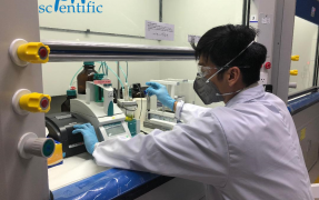 HIỆN TƯỢNG RÒ RỈ ACID BÊN TRONG TỦ HÚT KHÍ ĐỘC